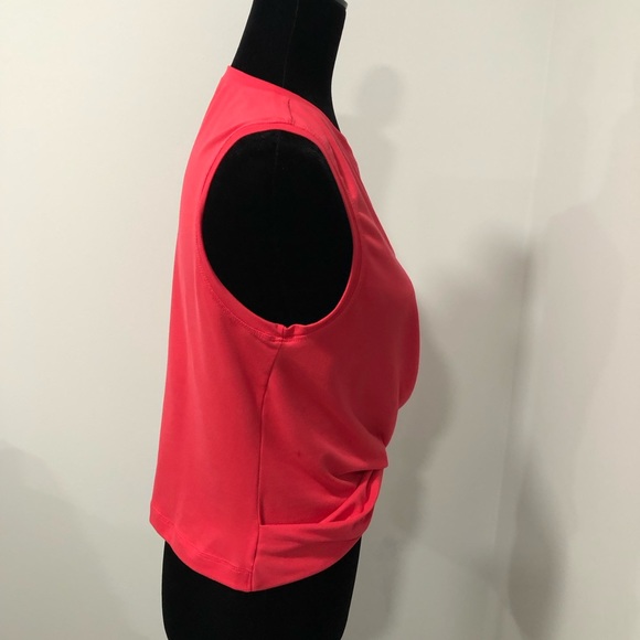 NWOT Pink Twist Front Slightly Cropped Tank - Picture 7 of 10